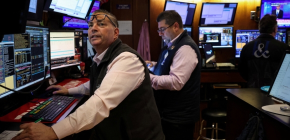 Nasdaq registra recorde de fechamento com impulso da Nvidia