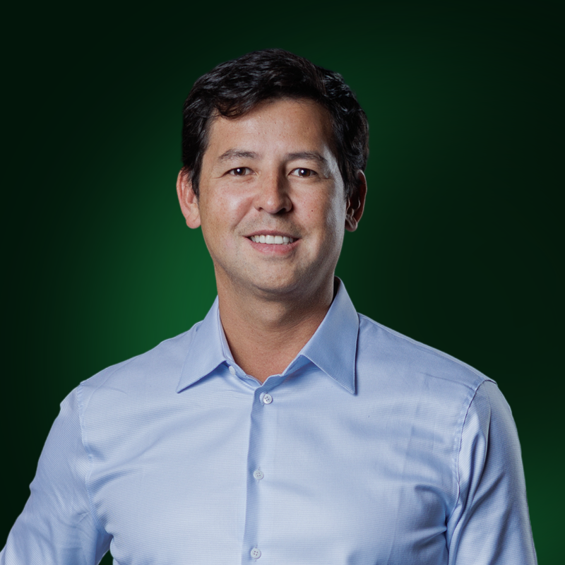 Roberto Lee
