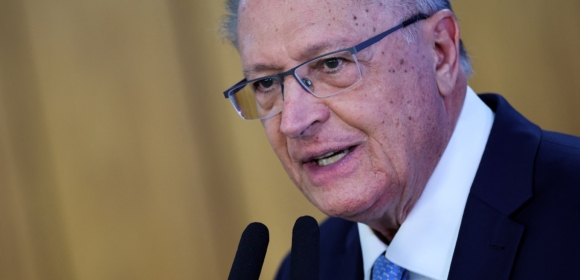 Alckmin diz que Brasil buscará reverter decisão dos EUA sobre tarifa, e pode pedir prazo maior