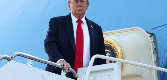 Trump diz que estabelecerá tarifas sobre aço e semicondutores nas próximas semanas