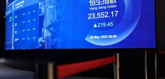 Ações de Xangai fecham no maior nível desde o fim de 2021 com expectativa de acordo comercial entre China e EUA