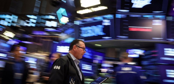 S&P 500 e Nasdaq atingem máximas históricas em semana de decisão do Fed; Tesla avança
