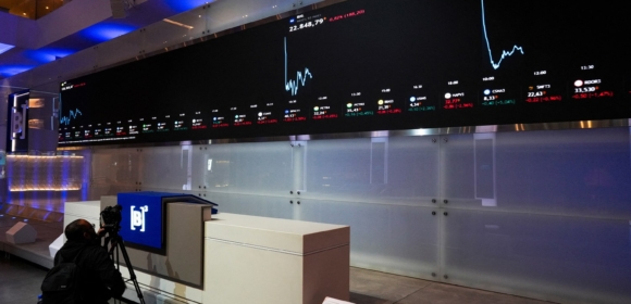 Ibovespa renova máximas antes de decisão do Fed e testa 145 mil pontos