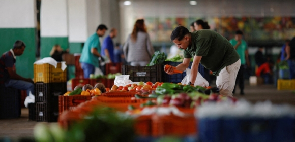 IPCA cai em 0,11% em agosto, diz IBGE