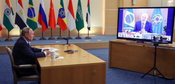 Lula defende integração financeira e comércio entre países do Brics para combater protecionismo