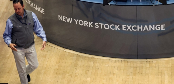 S&P 500 e Nasdaq abrem em alta com previsões de Apple e Amazon