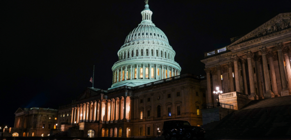 Dados mistos da economia e um shutdown que bate recorde