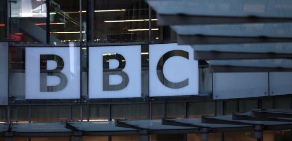 BBC News diz que recebeu ameaça jurídica de Trump sobre edição de discurso