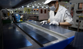Economia da China ganha impulso inicial em 2026 enquanto os riscos globais aumentam