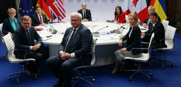 Ministros das Relações Exteriores do G7 pedem fim dos ataques a civis na guerra do Irã