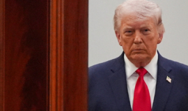 Trump promete bloquear o Estreito de Ormuz após fracasso das negociações de paz com o Irã