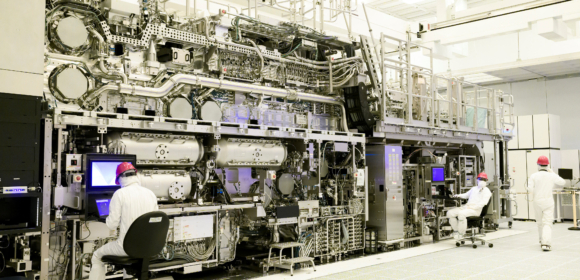 Investidores da ASML apostam em “picaretas e pás” da revolução da IA