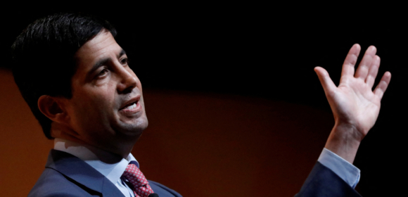 Na primeira reunião de Kevin Warsh, FOMC mantém os juros