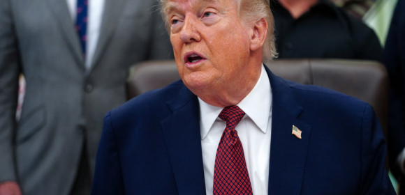 Norte-americanos culpam Trump por aumento do preço da gasolina em ano de eleições, aponta pesquisa