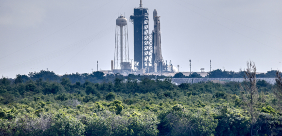 SpaceX lança oferta de títulos de US$25 bi, diz fonte