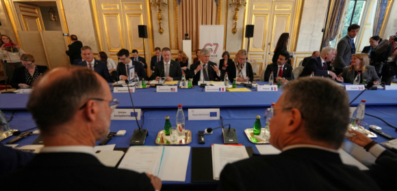 Negociações comerciais do G7 miram minerais essenciais em meio a tensões tarifárias entre EUA e UE