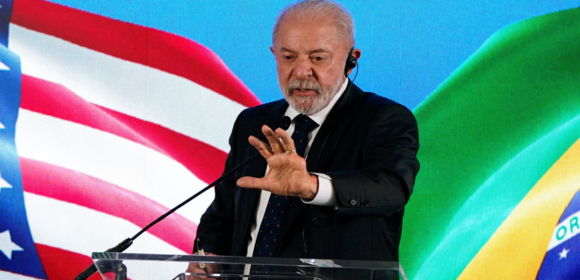 Em três horas de conversa, Lula ganha tempo para evitar novas tarifas