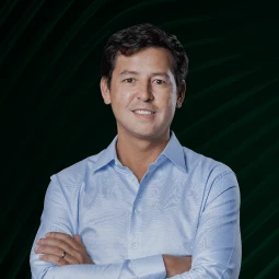 Roberto Lee