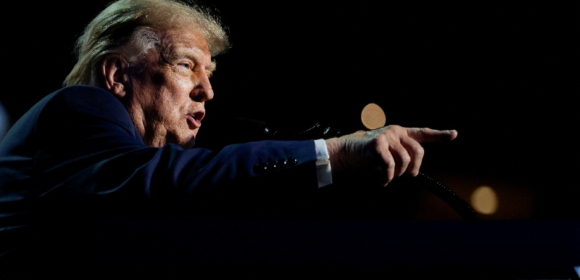 Trump diz que guerra com Irã terminará após eleições de novembro; houthis se aproximam de estreito estratégico