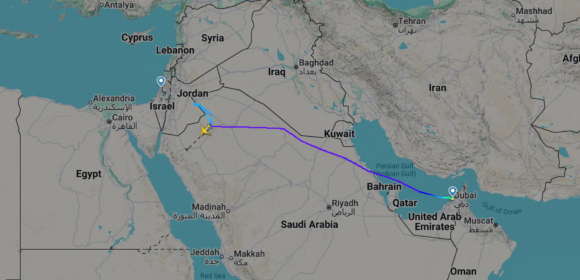 Voo com destino a Israel se desviou para Arábia Saudita após briga entre pilotos, diz autoridade israelense